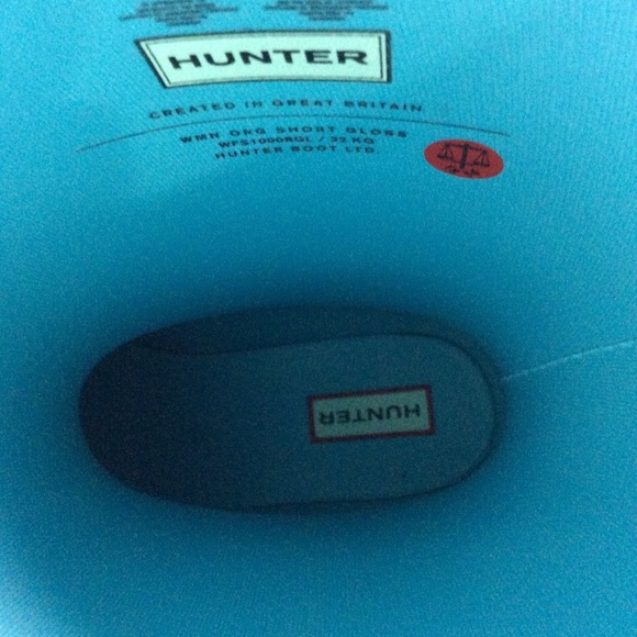 SALE!!!! BABY BLUE HUNTER short rain boots NWOT 8 - Picture 6 of 8